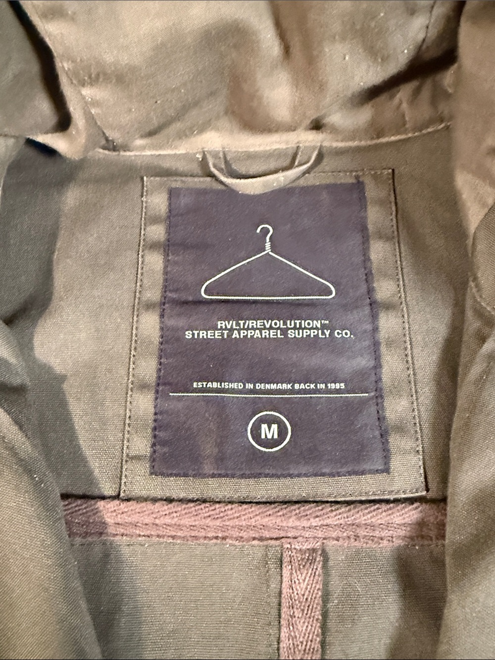 RVLT, Olive Green Hooded Men's Parka Jacket - Picture 4 of 11